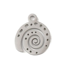 Privjesak Školjka od nehrđajućeg čelika SS304,  vel.14x12x1 mm, 1 kom, boja:inox, SS111