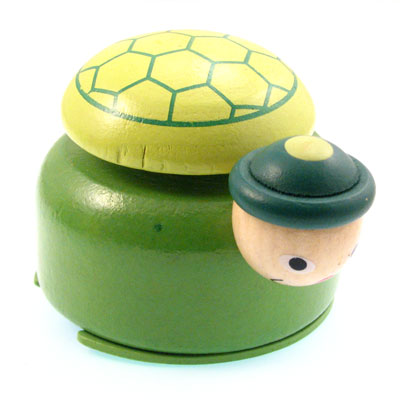 Drvena igračka "Kornjača na kotačima"