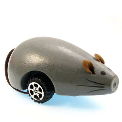 Drvena igračka "Miš na kotačima"