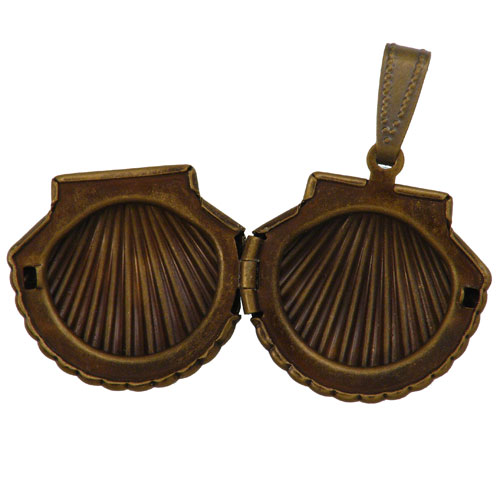 Medaljon školjka, vel 32 x 23 mm , boja:antik bronca, 1 kom MD71