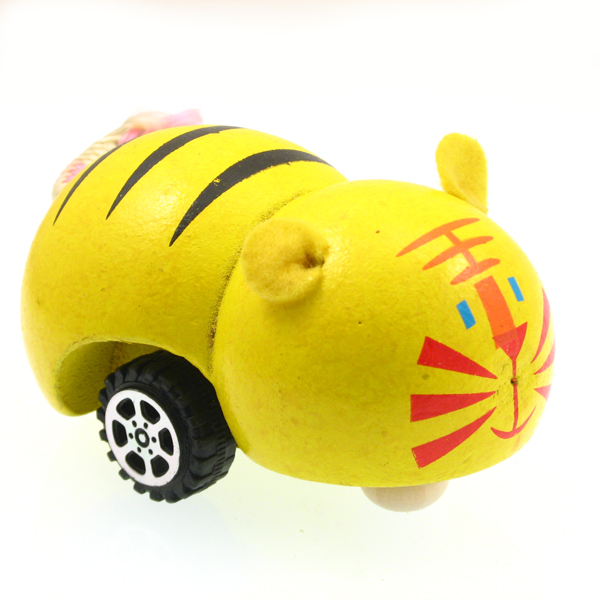 Drvena igračka "Tigar na kotačima"