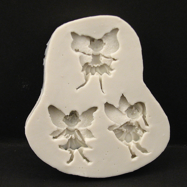 Kalup silik. Vile 70x64x7 mm,unut.vel.24x29 mm KAL36